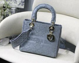 Picture of Dior Lady Handbags _SKUfw141268328fw